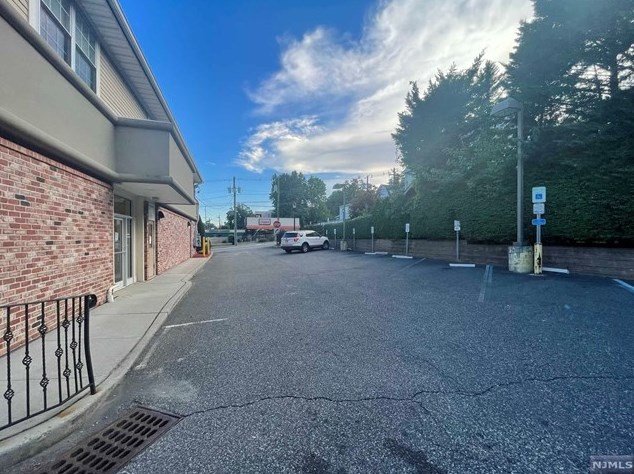 4 West Emerson Plaza #b, Emerson, NJ 07630