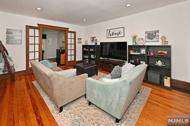 67 Demarest Ave, Hillsdale NJ  07642-2856 exterior