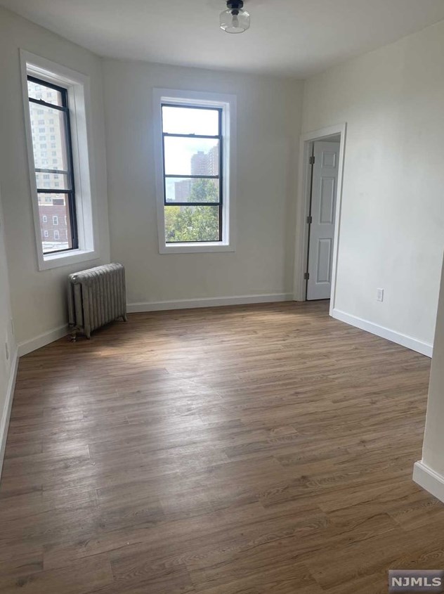 6114 Highland Pl #3g, West New York, NJ