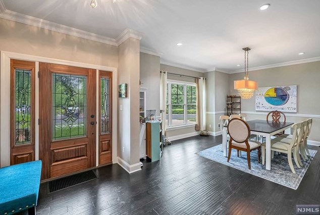 31 Cherrywood Ct, Westwood NJ  07675-6487 exterior