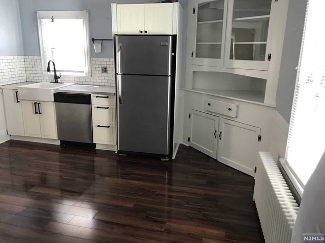 213 Phillips Ave #2nd Fl, South Hackensack, NJ 07606
