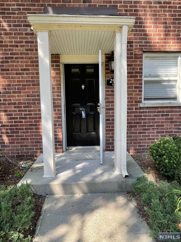 280-320 Oak St #290tl, Ridgewood, NJ 07450
