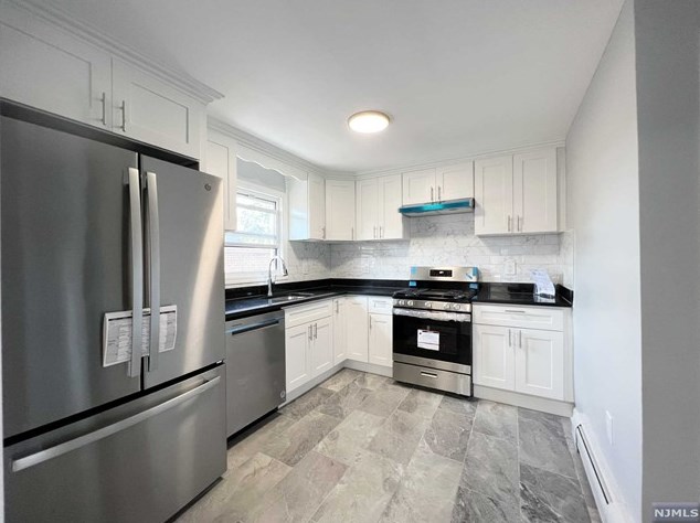 16 E Madison Ave #w, Dumont, NJ 07628