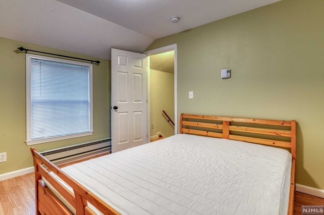 91 Barbara St, Newark NJ 07105-3302 exterior