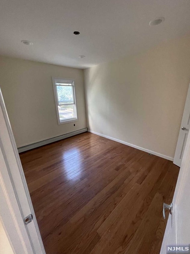 255 Lafayette Pl #2e, Englewood, NJ 07631