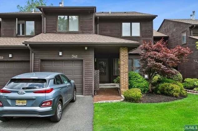 341 French Ct #341, Teaneck, NJ 07666
