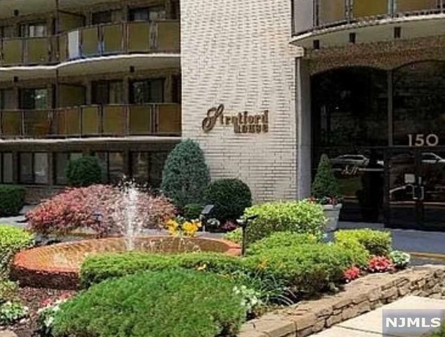 150 Overlook Ave #9-j, Hackensack, NJ 07601