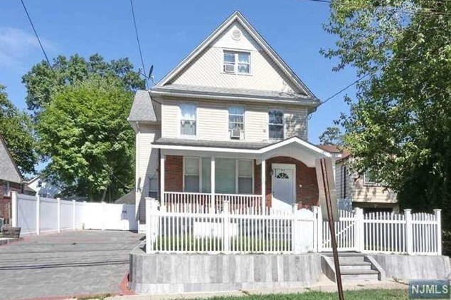 498 Broad Ave, Englewood, NJ 07631