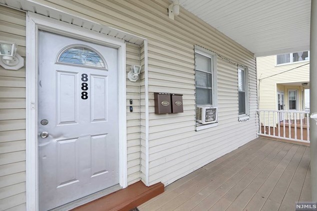 888-890 East 28th St, Paterson, NJ 07513