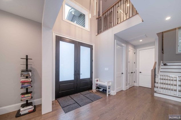 43 Buff Rd, Tenafly NJ  07670-1455 exterior