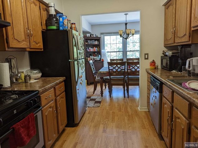 550 Cross St #3b, East Newark, NJ 07029