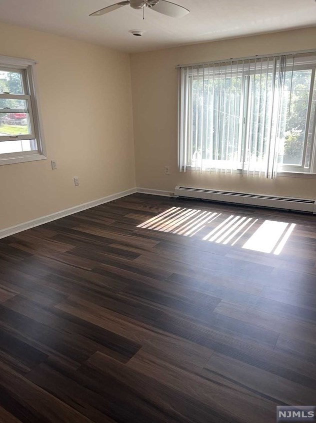 27 Richmond St, Lodi, NJ 07644