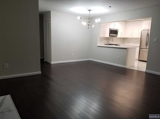 34 Regency Cir, Englewood, NJ 07631