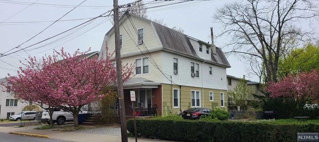 142 Washington Ave #3, West Fort Lee, NJ 07024