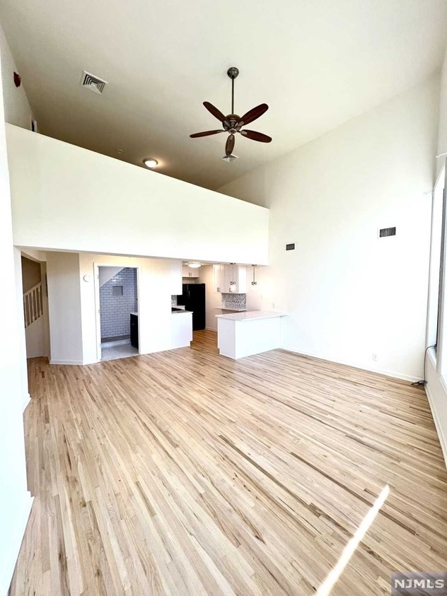 9 Park Ave #2b, Rutherford, NJ 07070