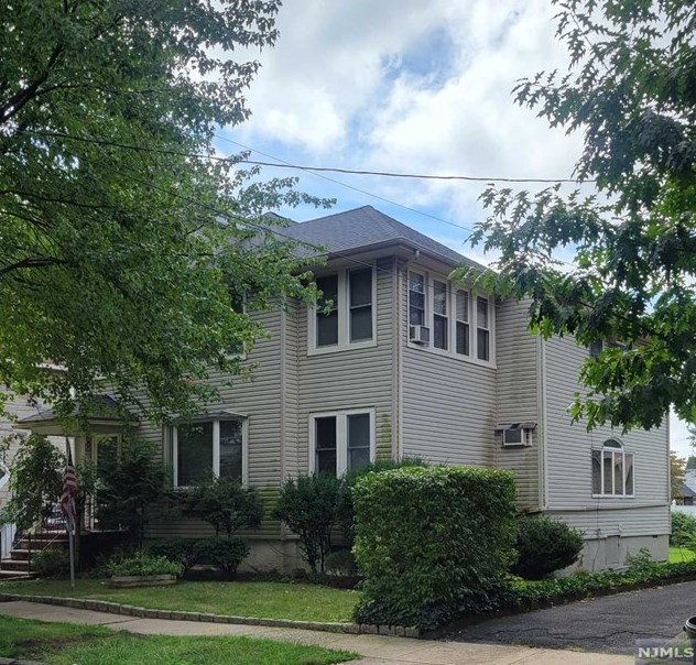 71 Union Pl, Ridgefield Park, NJ 07660