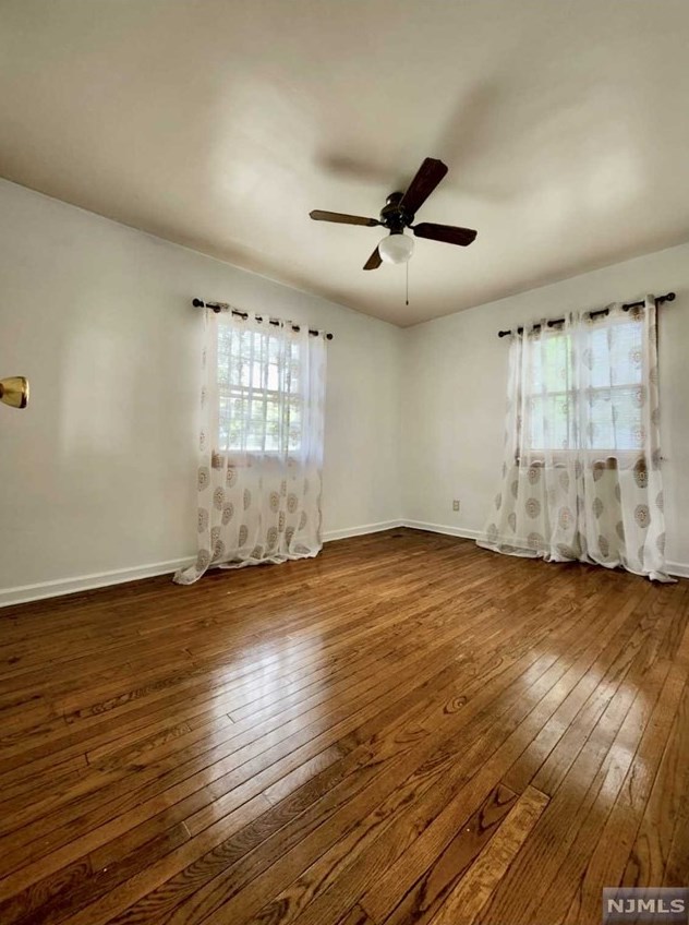 332 Prospect Ave, Bergenfield NJ  07621-1248 exterior