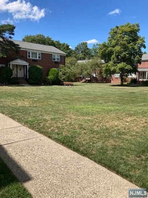 71 Demott St, Tenafly, NJ 07670-2089