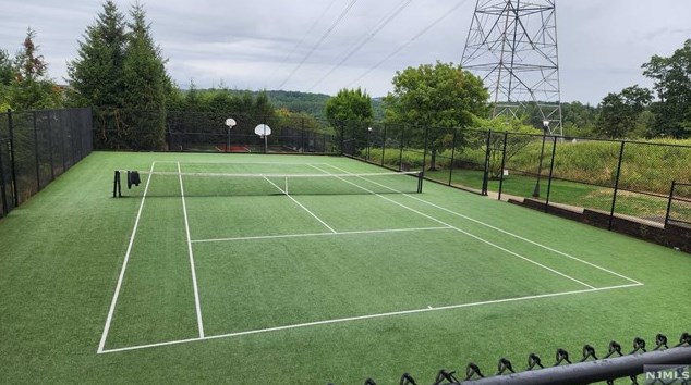 54 Brock Ln, Hackettstown, NJ 07840