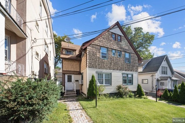 233-235 Park Ave, Cliffside Park, NJ 07010