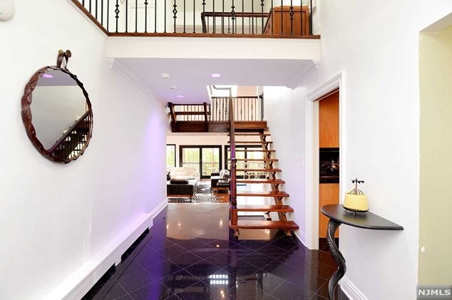 276 Ash St, Englewood, NJ 07632