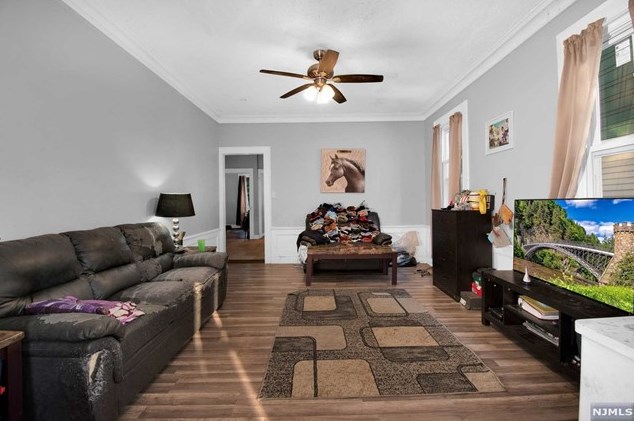 872 20th St, Newark NJ  07108-1127 exterior