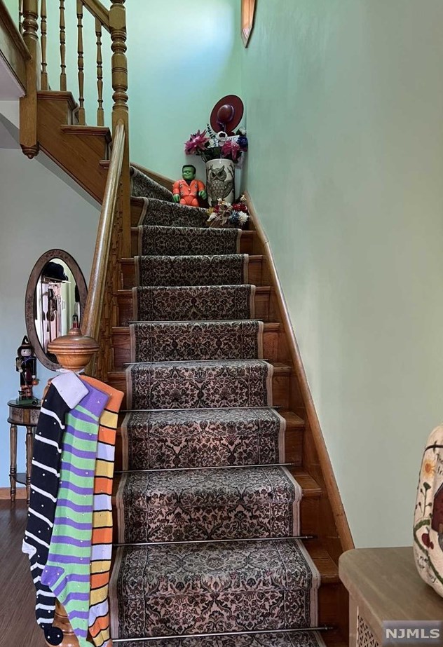 244 Maple St #2, Secaucus, NJ 07094