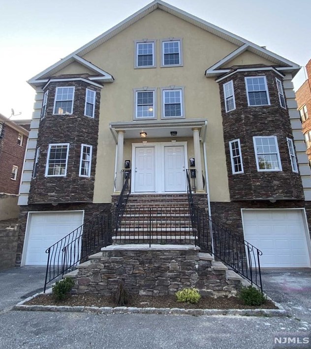 212 N Walnut St, East Orange, NJ 07017