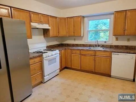 30 Millar Ct #b, Paramus, NJ 07652