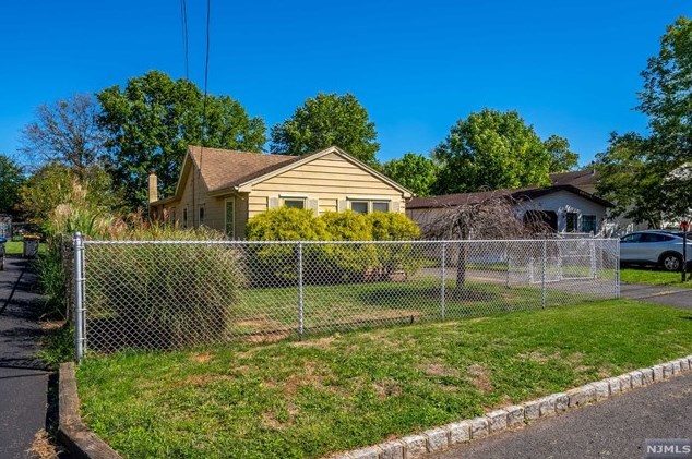 159 Linden St, Bridgewater, NJ 08807