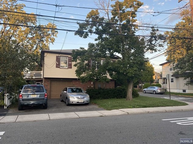 42 Marshall Ave, Little Ferry, NJ 07643