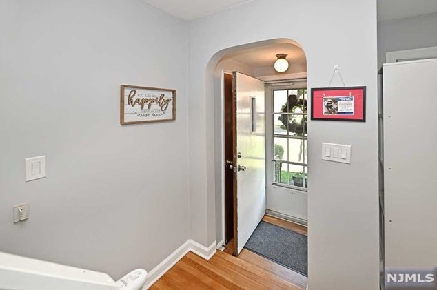 258 Greve Dr, N Milford, NJ 07646