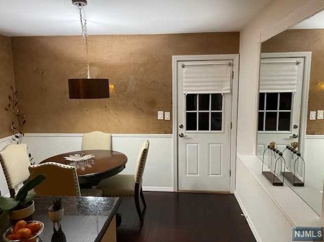 189 Main St, Bergenfield NJ 07621-2122 exterior