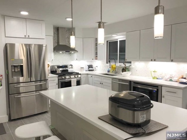 7 Marina Ky, Secaucus, NJ 07094