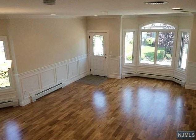 358 Tom Hunter Rd, West Fort Lee NJ  07024-4609 exterior