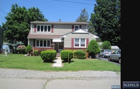 31 Garbarino Ave, Midvale NJ  07465-2115 exterior