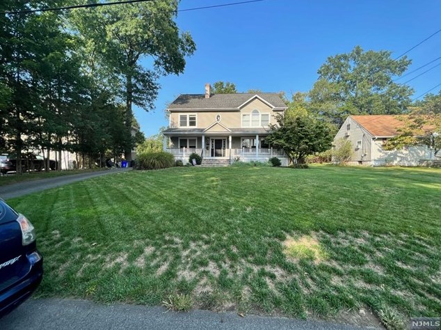 54 Linwood Ave, Midland Pk, NJ 07432-1408