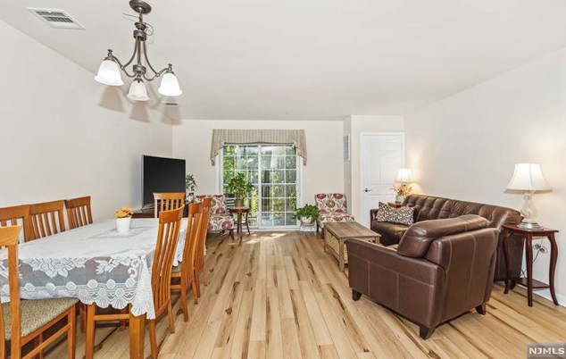 58 Kinderkamack Rd #15, Emerson, NJ 07630