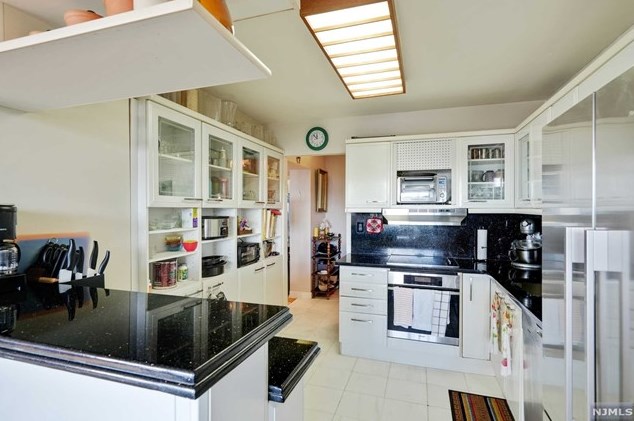 1590 Anderson Ave #6k, West Fort Lee, NJ 07024