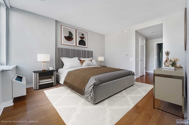 212 Hudson Park, Edgewater, NJ 07020