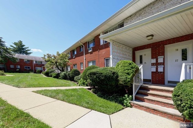 1323 Anderson Ave #16, West Fort Lee, NJ 07024