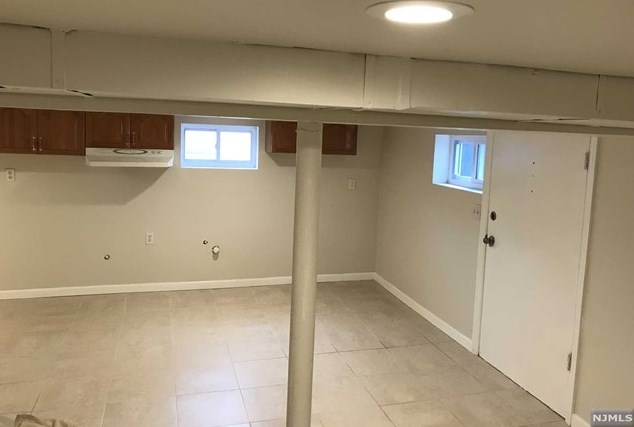 43 Garden St, Bergenfield NJ  07621-2743 exterior