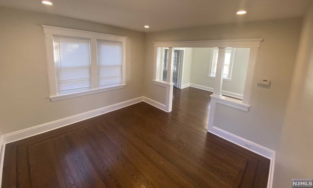 43 Garden St, Bergenfield NJ  07621-2743 exterior