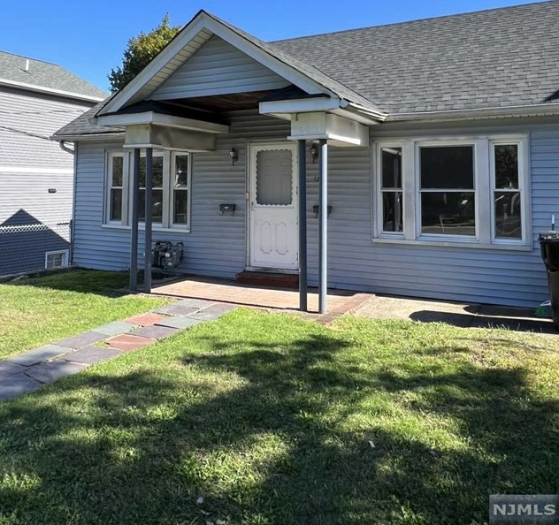 12 N Farview Ave #1, Paramus, NJ 07652