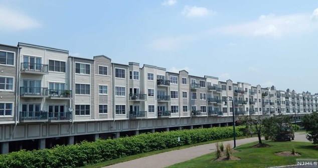 131 The Promenade #131, Edgewater, NJ 07020