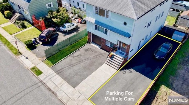 24 Gall Ave, Elmwood Park, NJ 07407