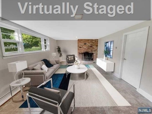 20 Chelsea Ct, Hillsdale, NJ 07642-1227