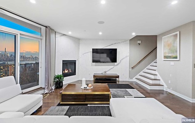 5 Washington Pl #04, Cliffside Park, NJ 07010