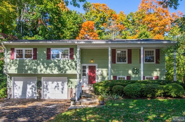 575 Knickerbocker Rd, Ridgewood, NJ 07450