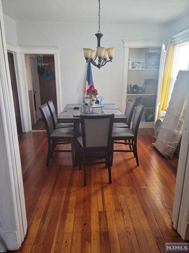 330 8th St, Paterson, NJ 07508-2114